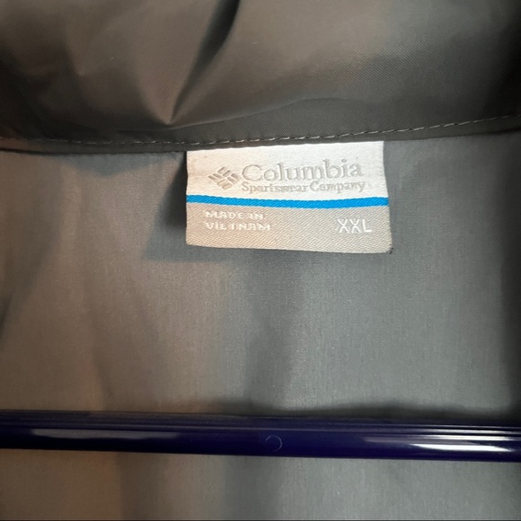 Columbia rain wind jacket. XXL size. Blue and grey, with a Durham Bulls logo - Picture 3 of 8